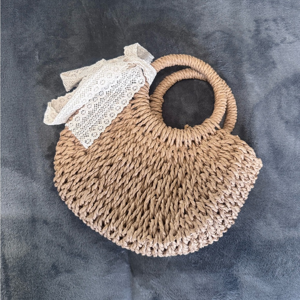 Elegant Tan Woven Handbag with Lace Detail